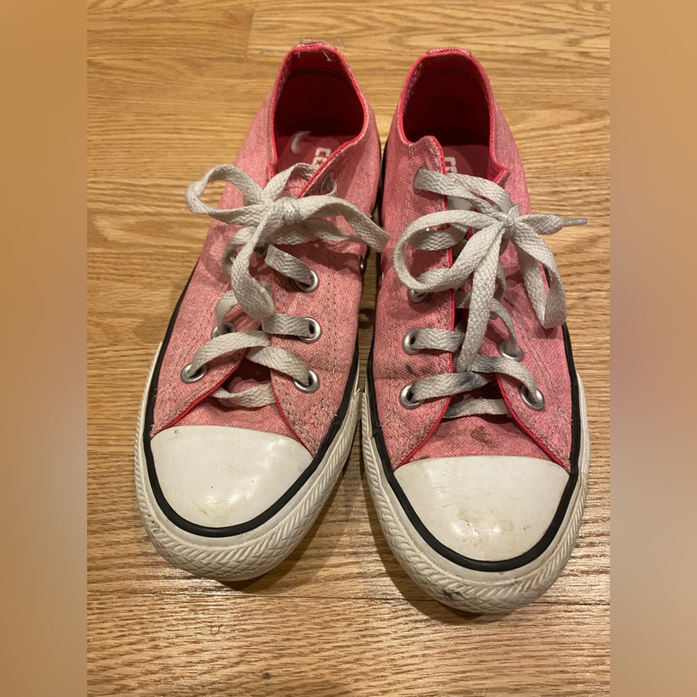 Hot pink Converse sneakers size 6